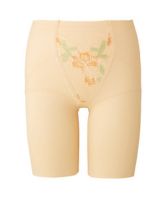 ライトベージュ