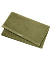 オリーブグリーン